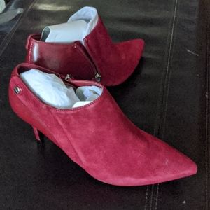 Calvin Klein Gara Red